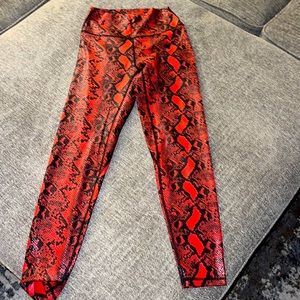 Tyc snake print leggings